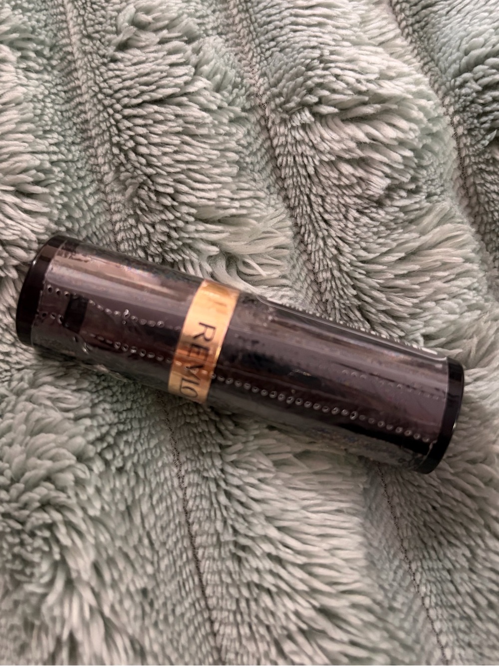 Revlon Super Lustrous Lipstick 625 Iced Amethyst Pearl New - Picture 3 of 3